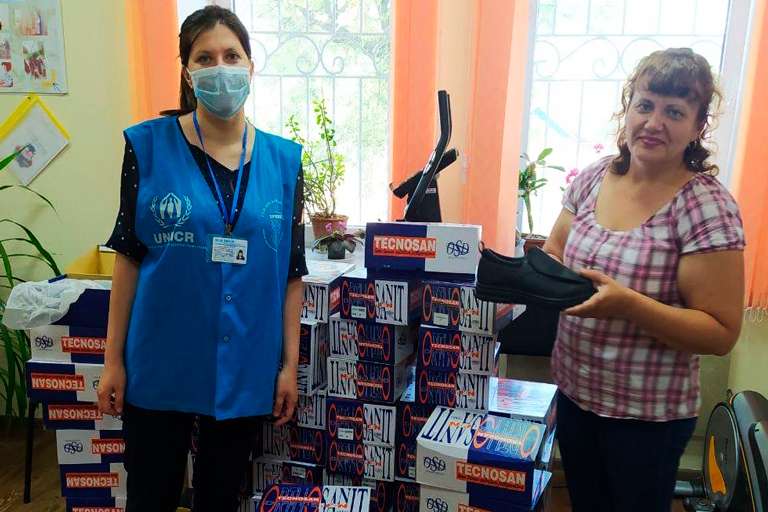2 000 пар обуви для гуманитарного центра Пролиска – Часов Яр от медтехники Baldinelli